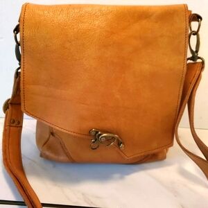 REIMAGINED RAW LEATGER Elegant Tan Leather Crossbody Bag